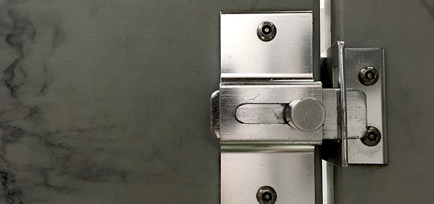 Fix A Room Door Lock in Wilmette