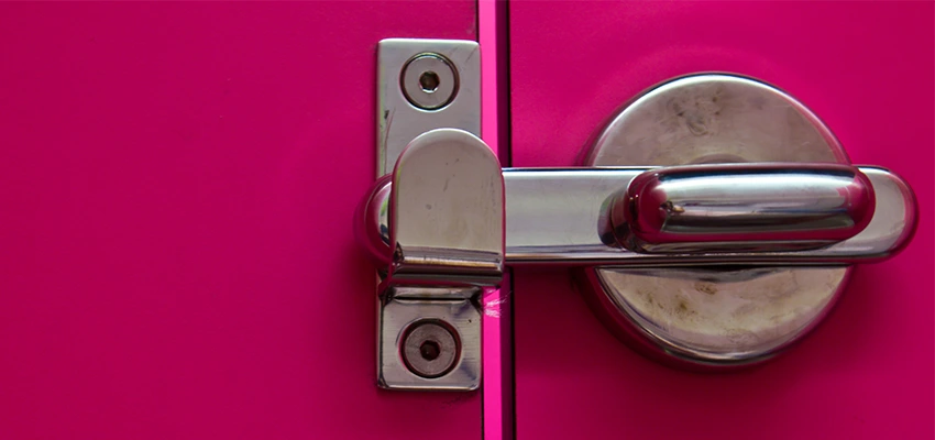 Childproof Gate Lock in Wilmette