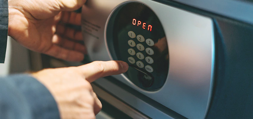 Cash Safe Openers in Wilmette