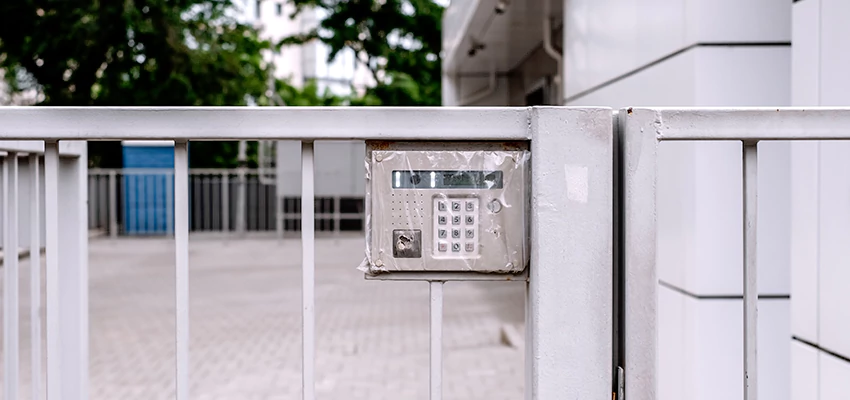 Gate Locks For Metal Gates in Wilmette